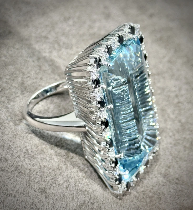 RalfDiamonds КОЛЬЦО С ТОПАЗОМ 55,25 CT 55,25 4