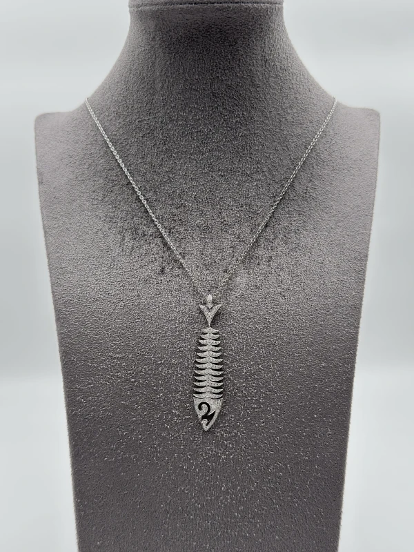 Stephen Webster JEWELS VERNE TOPKAT LONG PENDANT 3016940 2