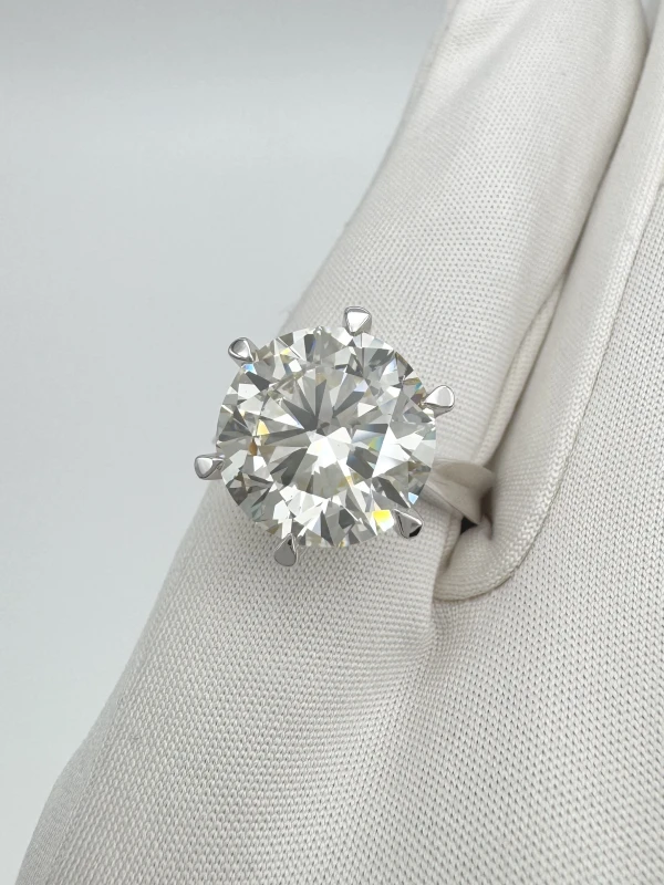 No name ROUND DIAMOND 7.01 CT K/VS2 RING (GIA) nn7.01 K/VS2 4