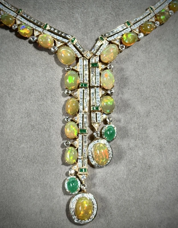 RalfDiamonds OPAL, DIAMONDS & EMERALDS NECKLACE RDwhiteopalescence 3