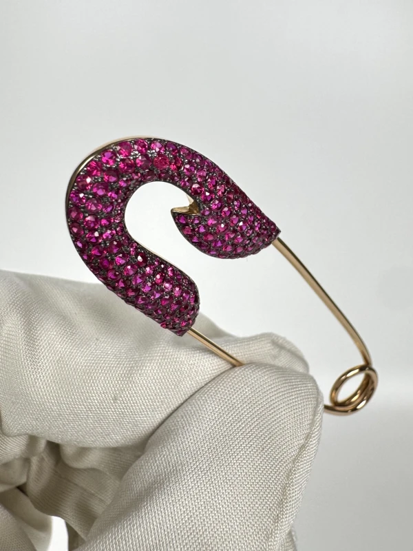 Jacob & Co LARGE ROSE GOLD RUBY SAFETY PIN BROOCH J&Co346 4