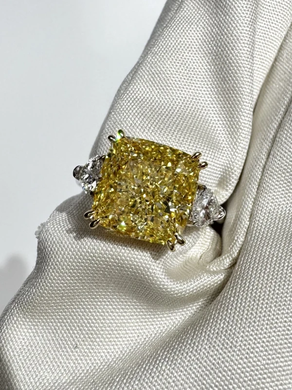 СЕРЬГИ NO NAME CUSHION DIAMOND 6.14 CT FANCY INTENSE YELLOW/SI1 RING (GIA) SIZE 52 515305 4