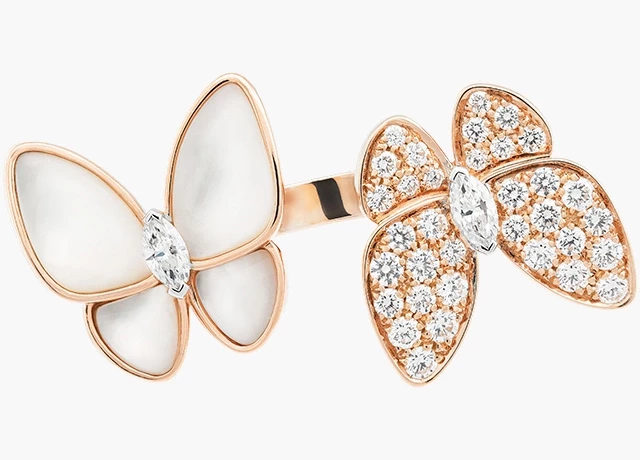 Van Cleef & Arpels Two Butterfly Between the Finger ring VCARO7AL00 2