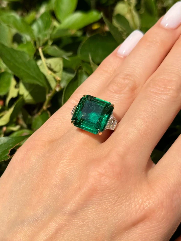 СЕРЬГИ NO NAME EMERALD RING 11.78 CT VIVID GREEN 11.78 CT Emerald 4