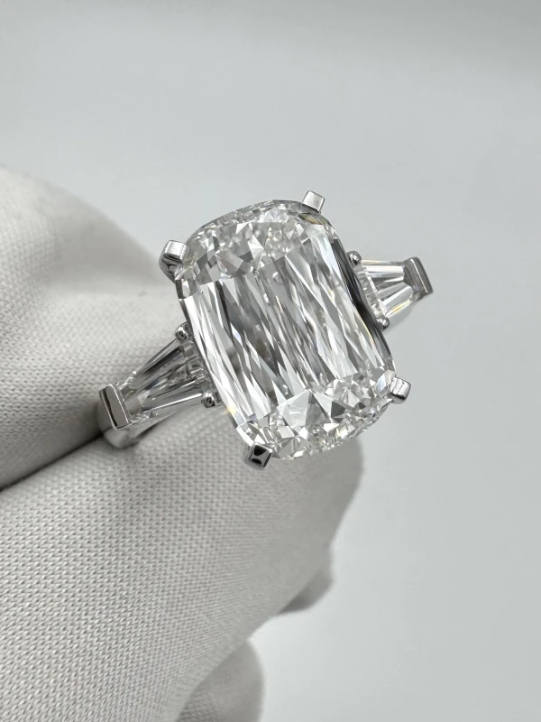 DeRosa Exclusive Ashoka Diamond 5.02 ct F/VS1 Ring (GIA) B471554B 2