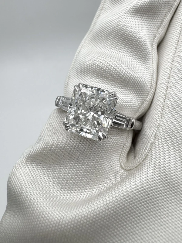 Earrings without a brand CUSHION DIAMOND 3.11 CT G/VS1 RING (GIA) NN3.11G/VS 4