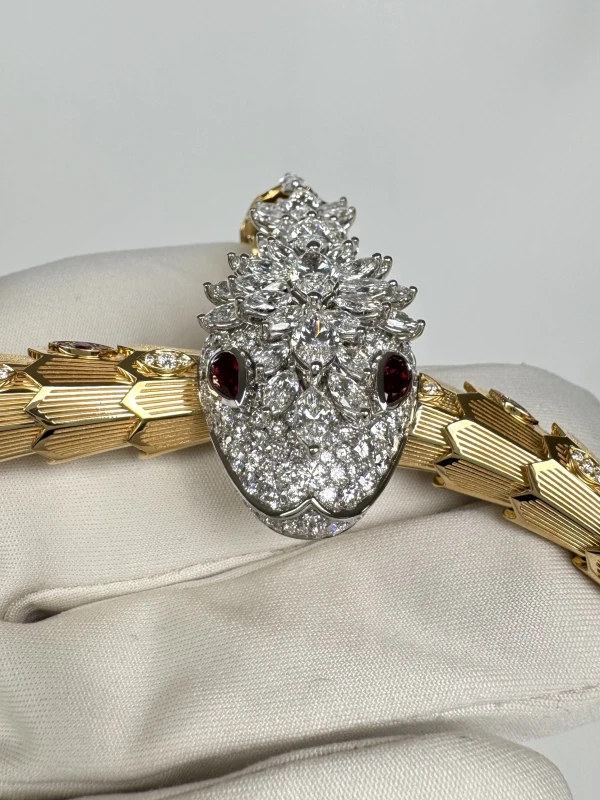 Bvlgari HIGH JEWELRY SERPENTI NECKLACE N2364 4