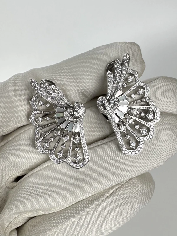 GARRARD FANFARE DIAMONDS & MWHITE MOTHER OF PEARL 2015307 3