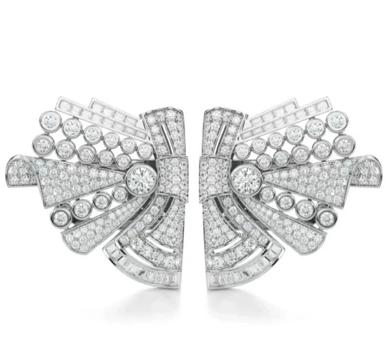 WHITE GOLD DIAMONDS BROOCH 8.88 CT