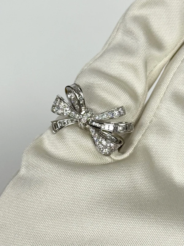 Graff Tilda’s Bow Classic Diamond Ring (SIZE 53) RGR507 4