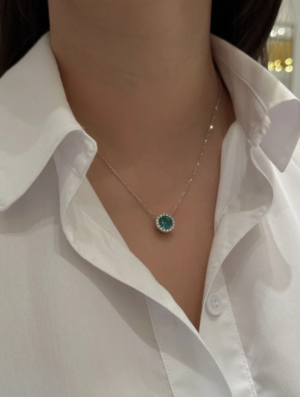 DeRosa WHITE GOLD EMERALD AND DIAMONDS PENDANT N414230 5