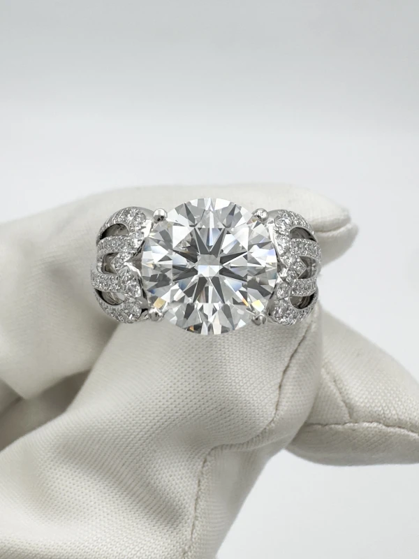 De Beers ROUND DIAMOND 3.02 CT F/VS2 RING (GIA) 2519576 2
