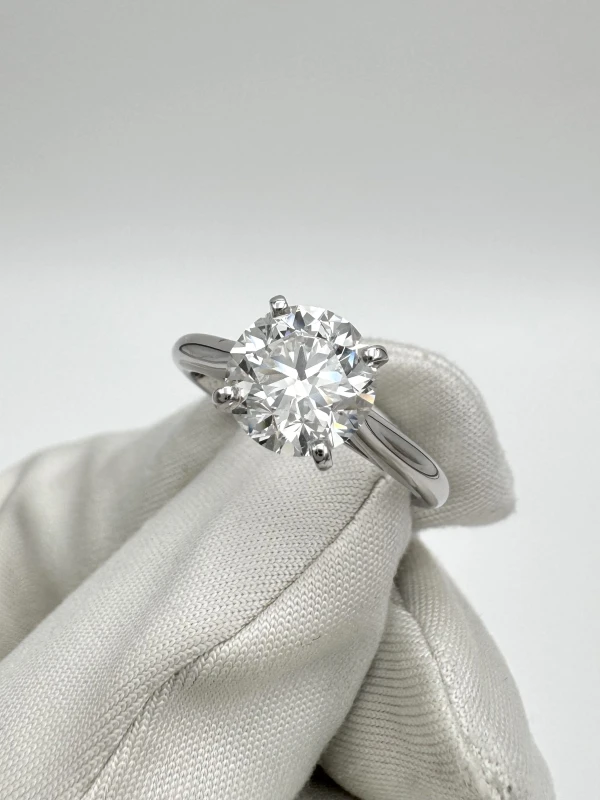 Earrings without a brand С БРИЛЛИАНТОМ 2.01 CT F/VVS2 2.01 CT F/VVS2 4