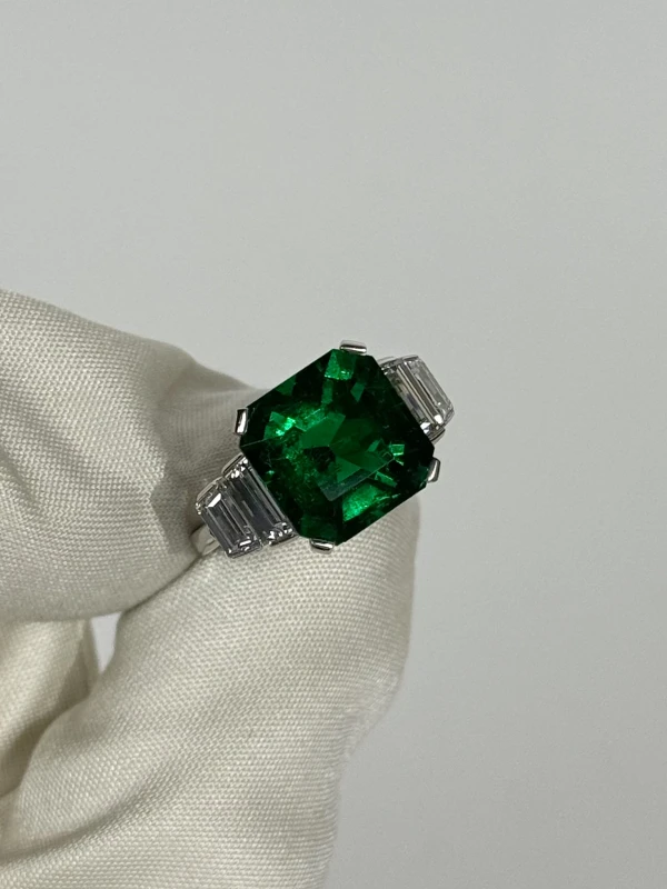 Bvlgari COLOMBIA EMERALD 5.84 CT DIAMOND RING BV.EM5.84 CT 3