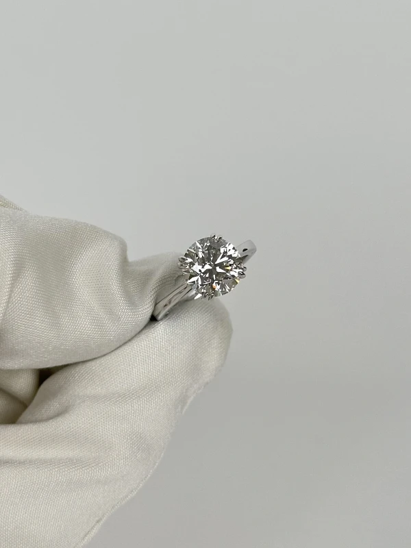 СЕРЬГИ NO NAME ROUND DIAMOND 3.41 CT H/VS1 RING (SIZE 53) NN3.21H 3