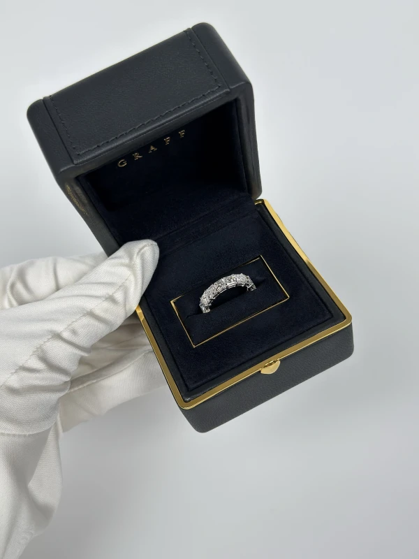 Graff EMERALD CUT DIAMOND 6.87 CT ETERNITY RING  (SIZE 54) GR6.87 6