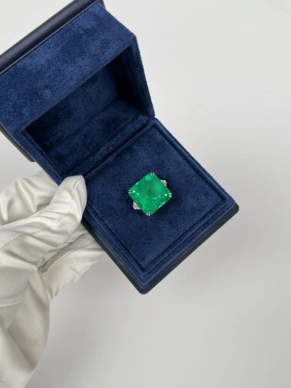 СЕРЬГИ NO NAME EMERALD 32.89 CT RING (SIZE 55) EM 32.89 CT 6