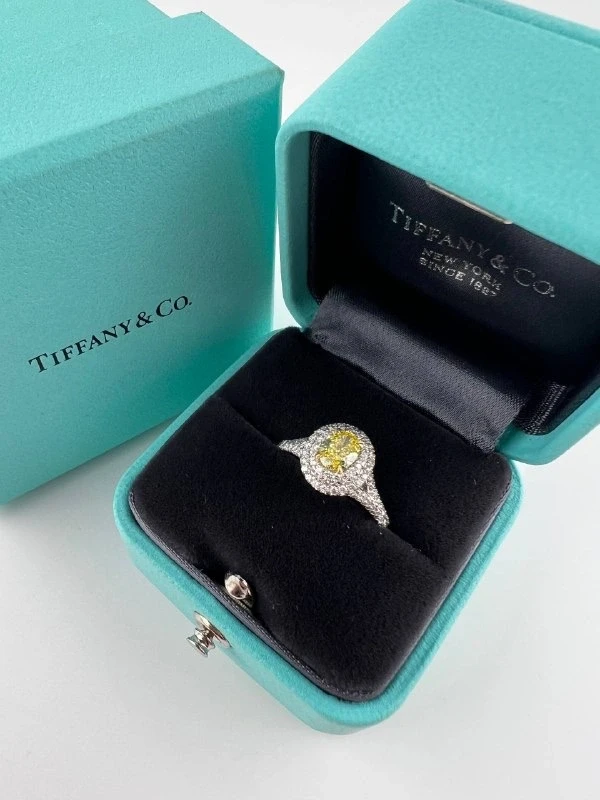 Tiffany & Co DIAMOND RING 0.51 CT FANCY VIVID YELLOW/VS1 T&Co 0.51 CT FVE/VS1 4