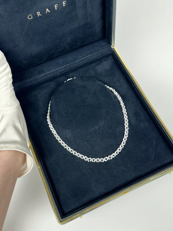 Graff CLASSIC BUTTERFLY DIAMOND NECKLACE RGN858 7
