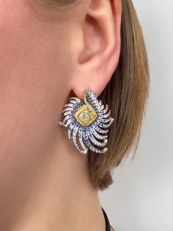 Earrings without a brand CUSHION DIAMONDS 1.53-1.66 CT FANCY YELLOW/VS NN1.53-1.66 CT FY/VS 2