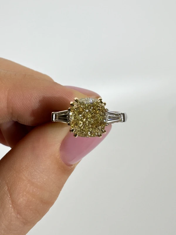 No name CUSHION DIAMOND 3.03 CT Y to Z/VS2 RING (GIA) NN3.03Y-Z 2