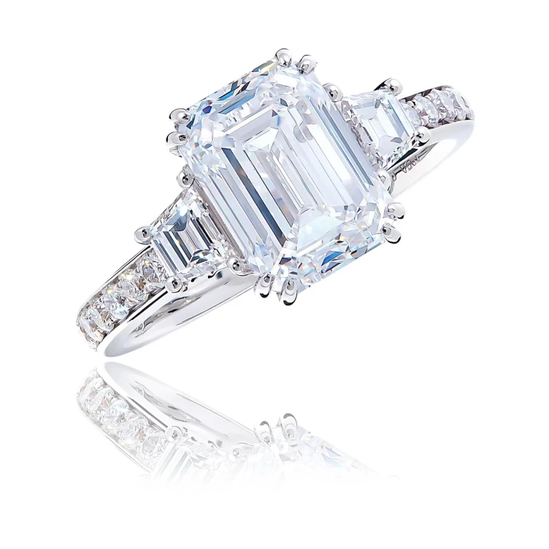 DIAMOND 3.02 CT D/VVS2 RING (GIA)