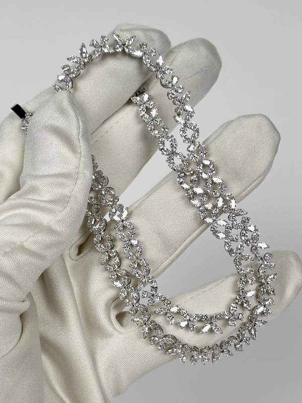 Graff CLASSIC BUTTERFLY DIAMOND NECKLACE RGN858 6