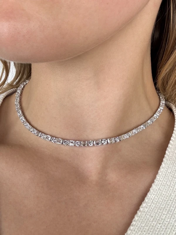 Earrings without a brand EMERALD & ROUND DIAMONDS 29.00 CT F-G/VVS1-VS2 NECKLACE (GIA) NN29.00CT 2