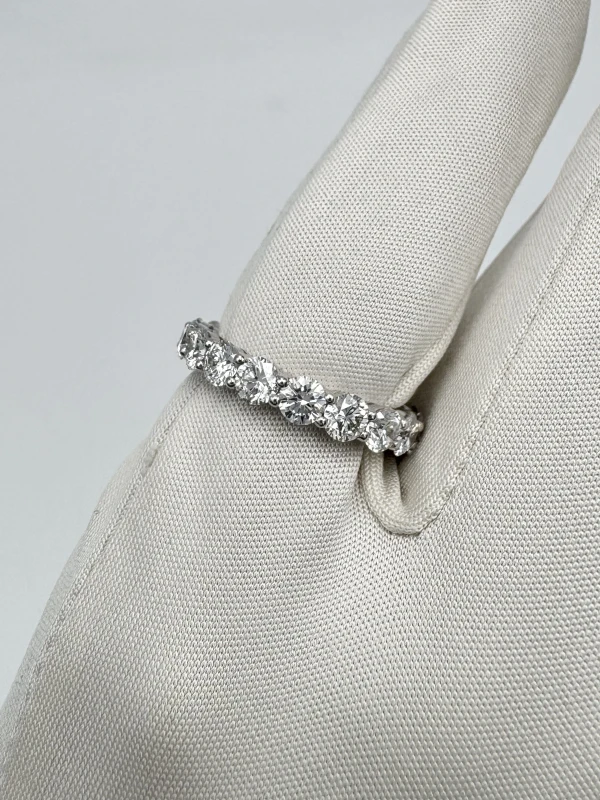 Graff ETERNITY ROUND DIAMOND 3.60 CT FINE WHITE/VS+ RING GR3.60 3