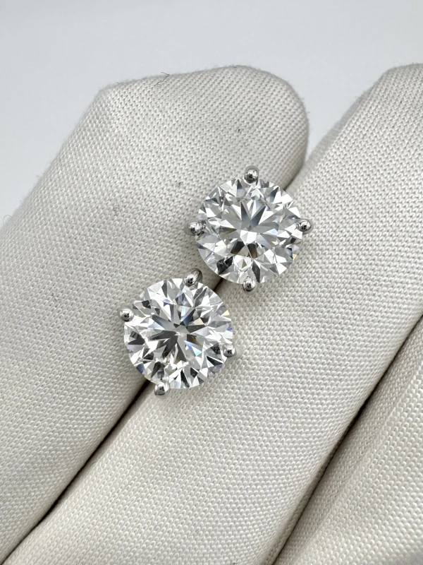 No name ROUND DIAMOND 2.00-2.03CT G/VVS2 EARRING (GIA) 2.00-2.03CT G/VVS2 (GIA) 2