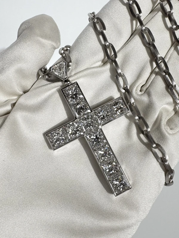 No name DIAMOND 23.05 CT E-F/VVS1-VS1 CROSS PENDAT NN23.05 CT 6