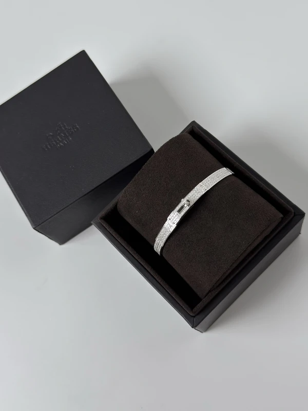 HERMES KELLY BRACELET, SMALL MODEL H109030B 00SH 6