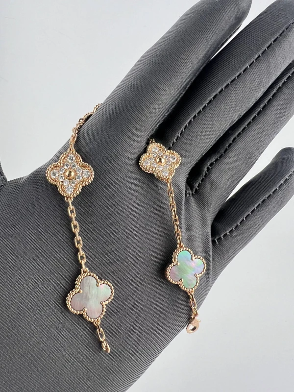 Van Cleef & Arpels VINTAGE ALHAMBRA 5 MOTIFS. PINK GOLD VCARP2R100 2