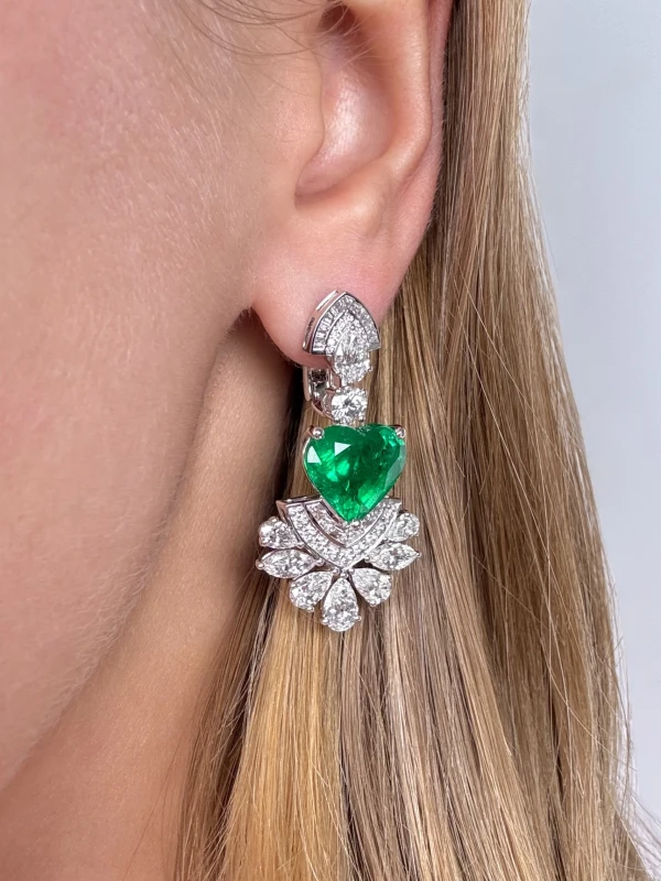Earrings without a brand HEART EMERALD 5.60-6.06 CT VIVID GREEN EARRINGS (GRS) EM 5.60-6.06 CT 2