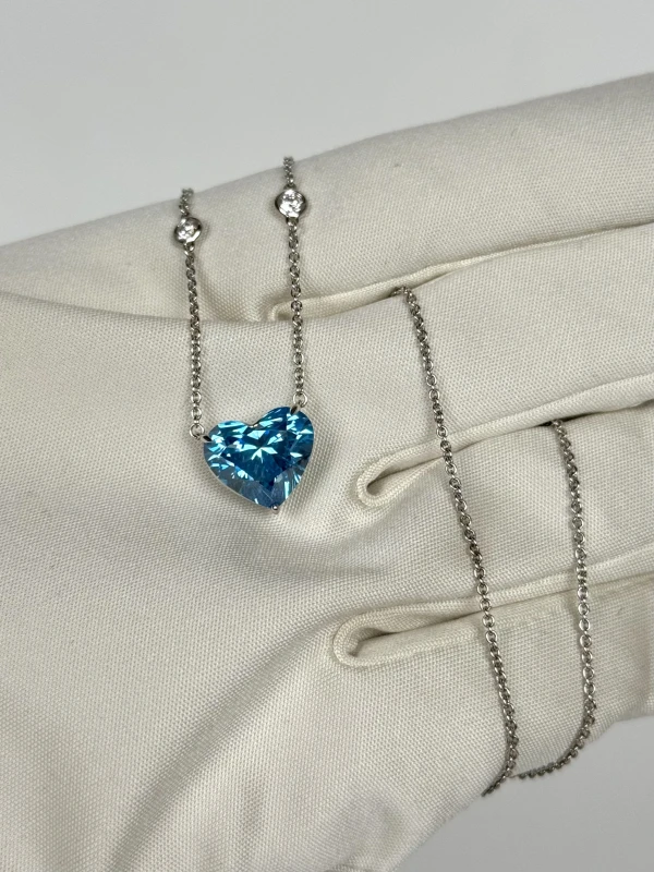 СЕРЬГИ NO NAME HEART DIAMOND 13.25 CT FANCY VIVID GREENISH BLUE/VVS2 SET (GIA) NN13.25 CT 6