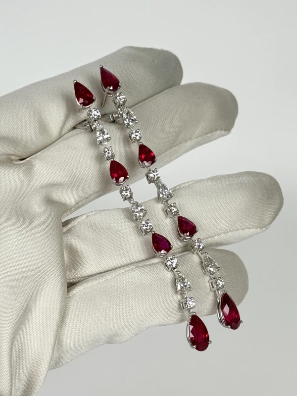 Graff STRAND RUBY AND DIAMONDS EARRINGS GE20329 3