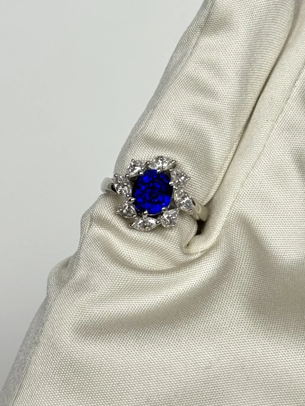 Мikimoto  DEEP BLUE SAPPHIRE 2.82 CT & DIAMONDS 0.95 CT RING (SIZE 50) 7991709 3