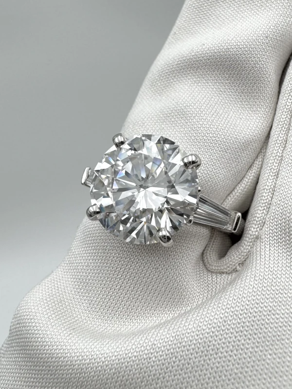 No name КОЛЬЦО С БРИЛЛИАНТОМ 5.65 CT D/VS1 5.76 CT D/VS1 4