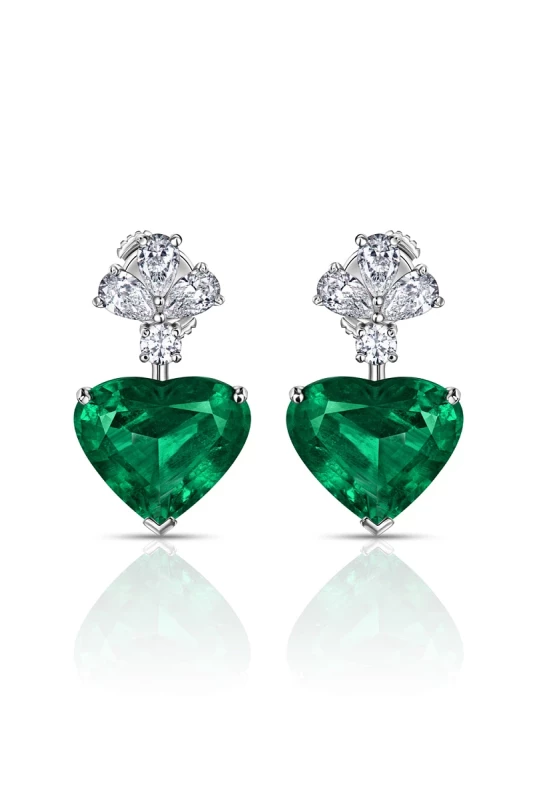 Emerald 9.28 ct- 7.99 ct and diamond 2.08 ct earrings