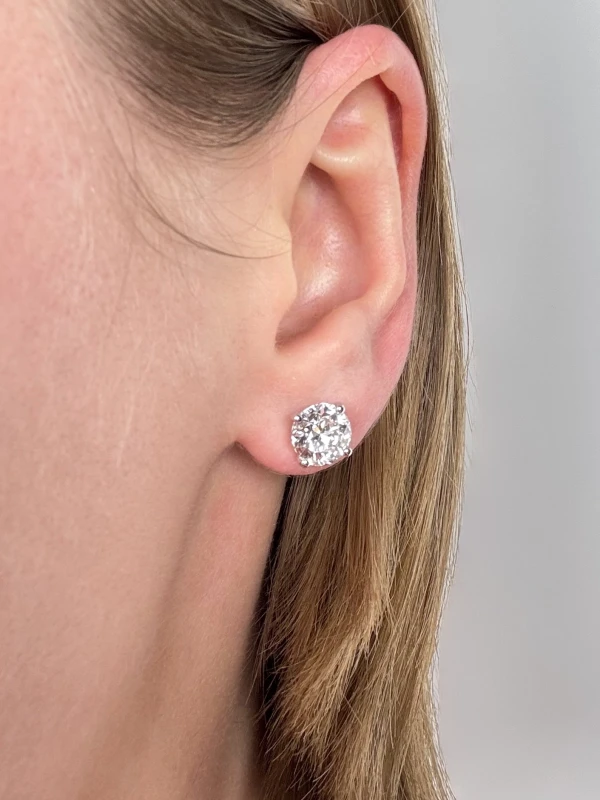 Earrings without a brand ROUND DIAMOND 2.00 - 2.00 CT H/VS2 EARRING (GIA) NN2.00-2.00-877 2