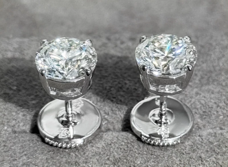 Earrings without a brand DIAMOND EARRINGS 2.00 - 2.00 CT G/VS1 2.00 - 2.00 CT G/VS1 4