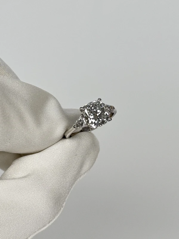 No name CUSHION DIAMOND 2.51 CT G/VS1 RING (GIA) NN2.51 3