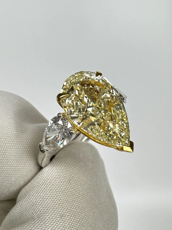 No name PEAR DIAMOND 7.05 CT Y to Z/VS1 RING (SIZE 51) GIA NN7.05 CT YtoZ/VS1 6