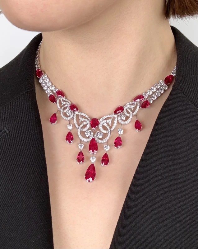 Graff BUTTERFLY RUBY 34.91 CT & DIAMOND 23.44 CT NECKLACE GR 34.96 4