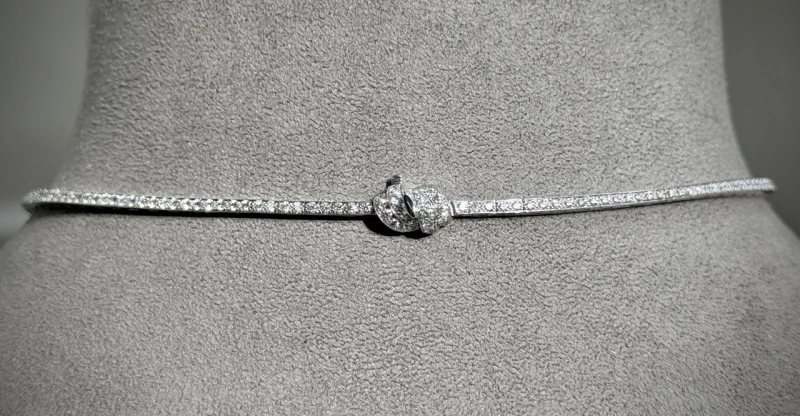 GRAFF Tilda’s Bow Double Pavé Diamond Drop Necklace RGN595 6