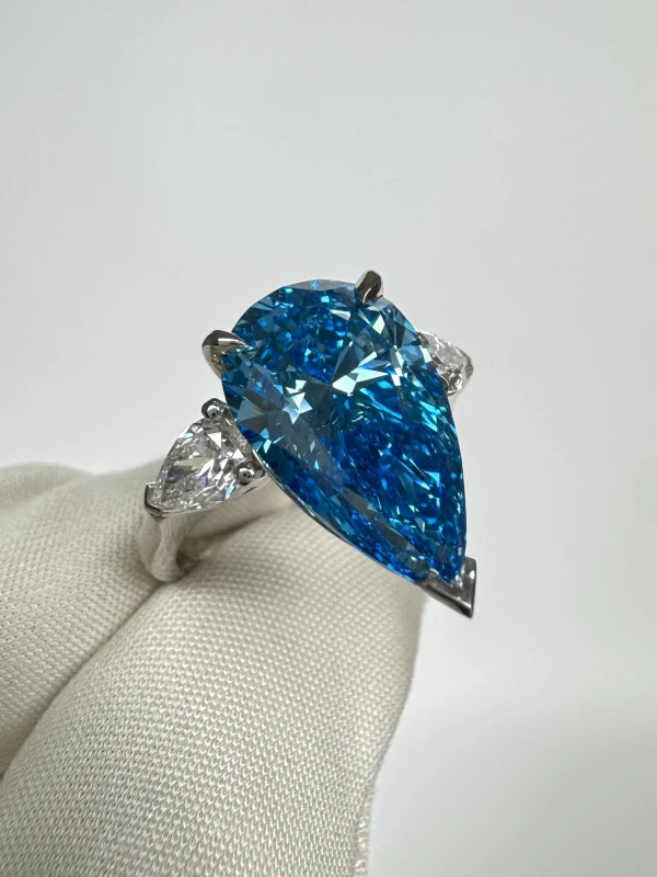 Earrings without a brand PEAR DIAMOND 5.21 CT FANCY VIVID GREENISH BLUE*/VVS1 RING (SIZE 51) GIA NN5.21CT FVGB/VVS1 4