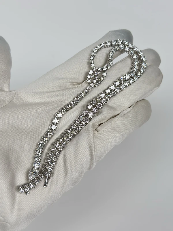 Graff DIAMOND NECKLACE 35.28 CT GRN 35.28. CT 5