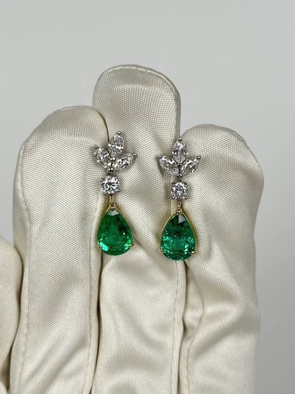 СЕРЬГИ NO NAME EMERALD PEARS 2.35-2.00 CT EARRING EM 2.35-2.00 CT 3