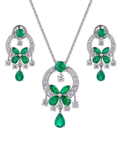 CLASSIC BUTTERFLY EMERALD SET