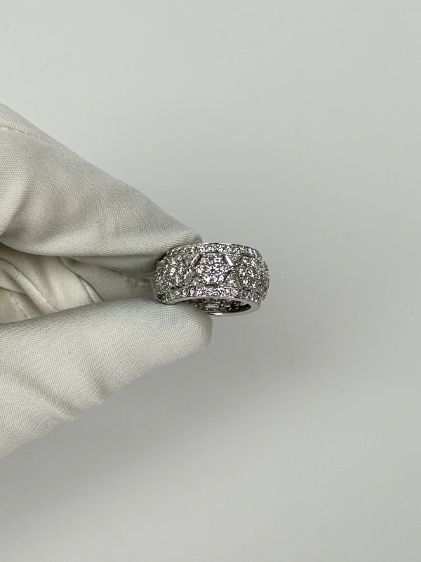Graff DIAMOND RING (SIZE 50) RGR1202 2